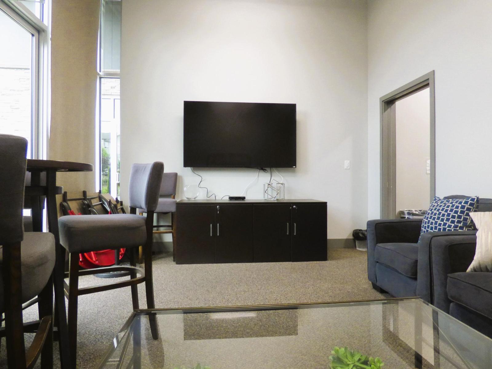 Office in Chilliwack - Image 20