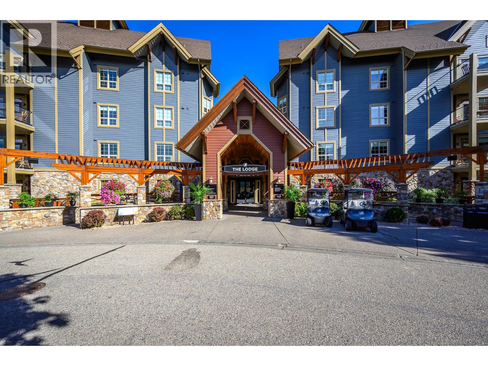 105 Village Centre Court Unit# 324, Vernon