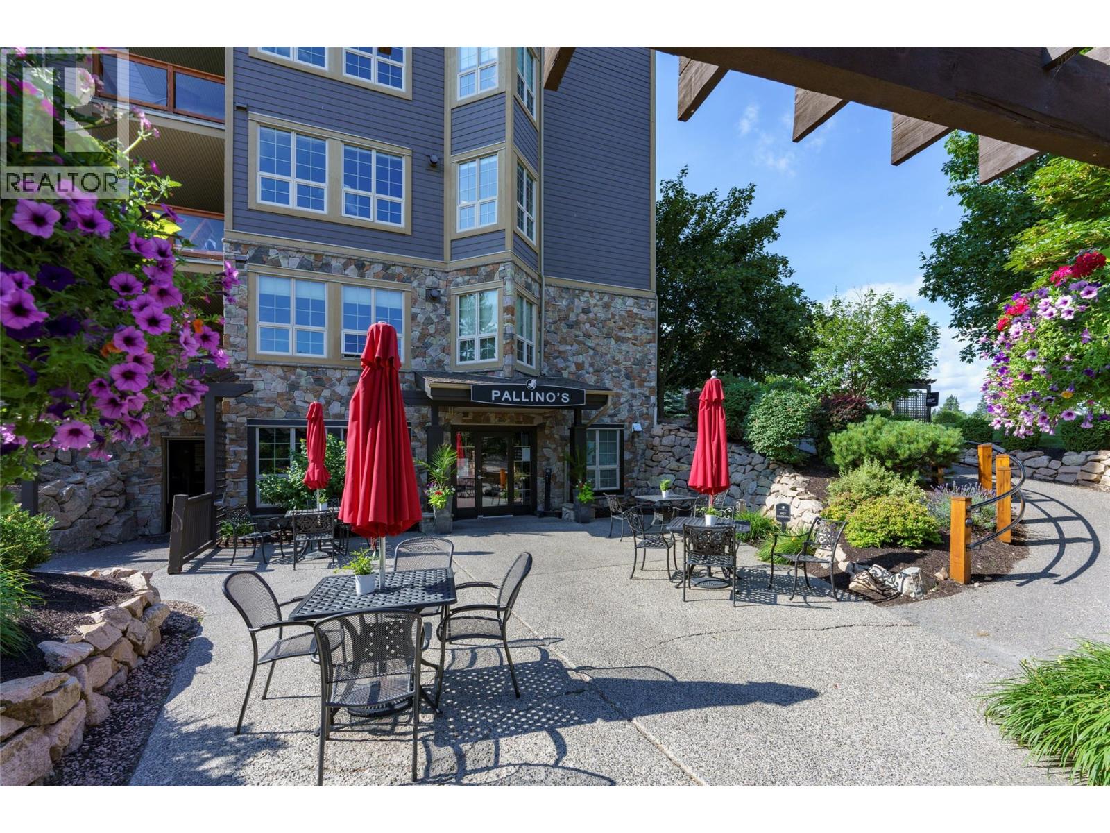 105 Village Centre Court Unit# 324, Vernon