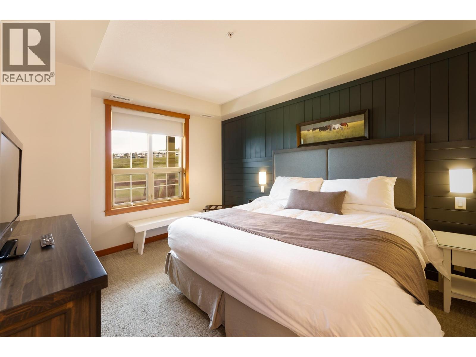 105 Village Centre Court Unit# 324, Vernon