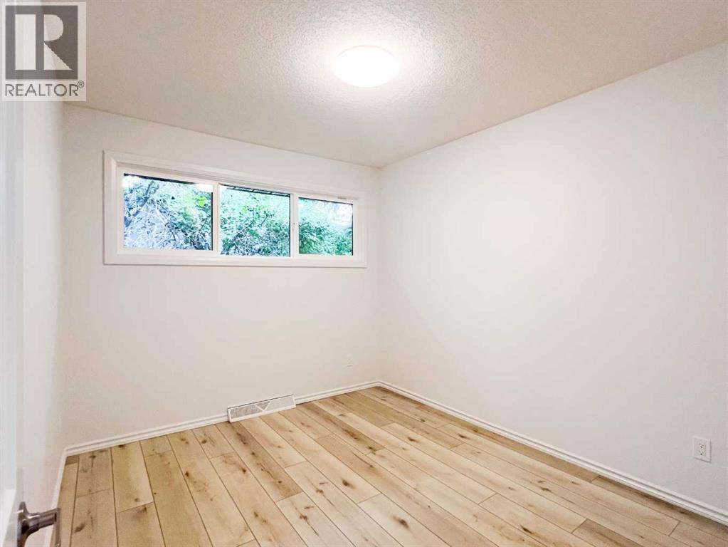 Single Family House Bungalow for Sale in  Malibou Road SW Meadowlark Park Calgary 