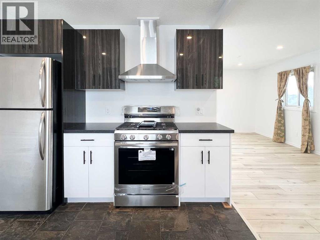 Single Family House Bungalow for Sale in  Malibou Road SW Meadowlark Park Calgary 