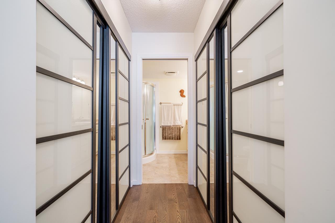 305 15367 BUENA VISTA AVENUE, White Rock