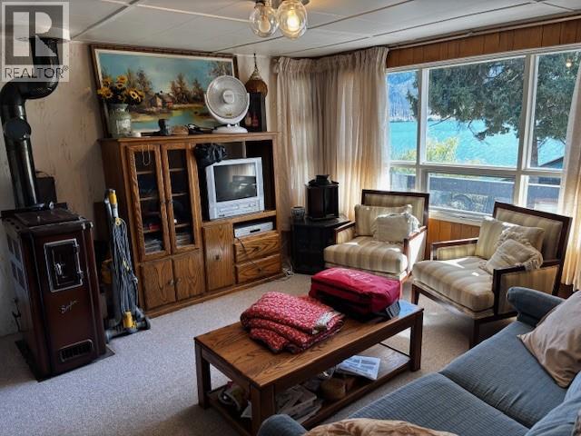 2424 Loon Lake Road, Loon Lake