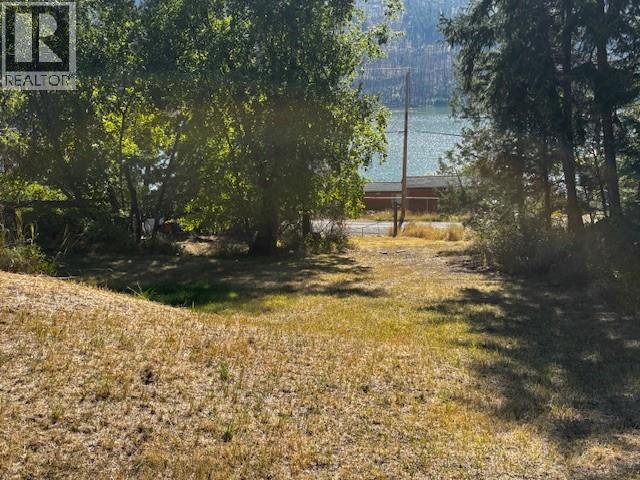 2424 Loon Lake Road, Loon Lake