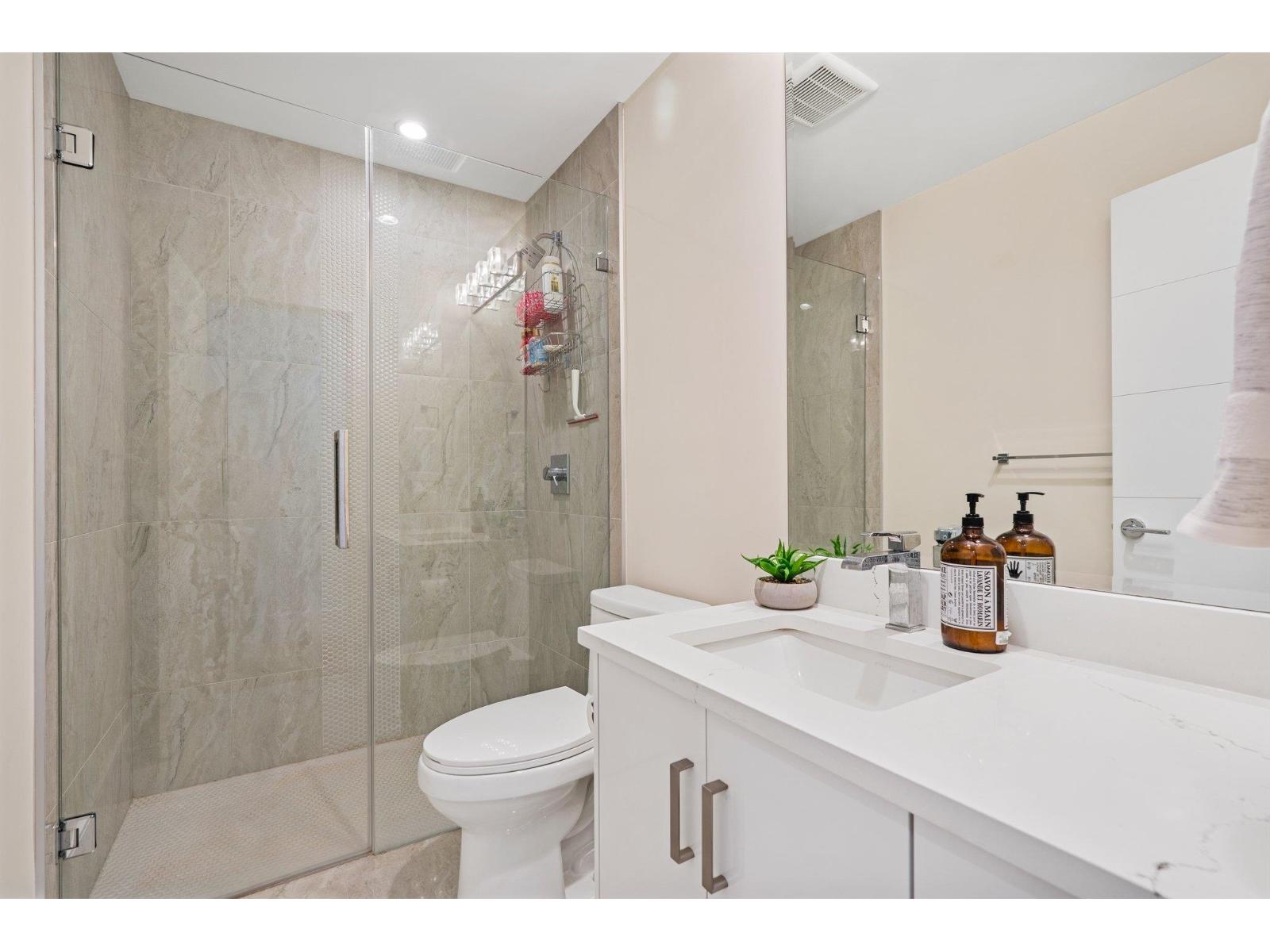 14857 BUENA VISTA, White Rock