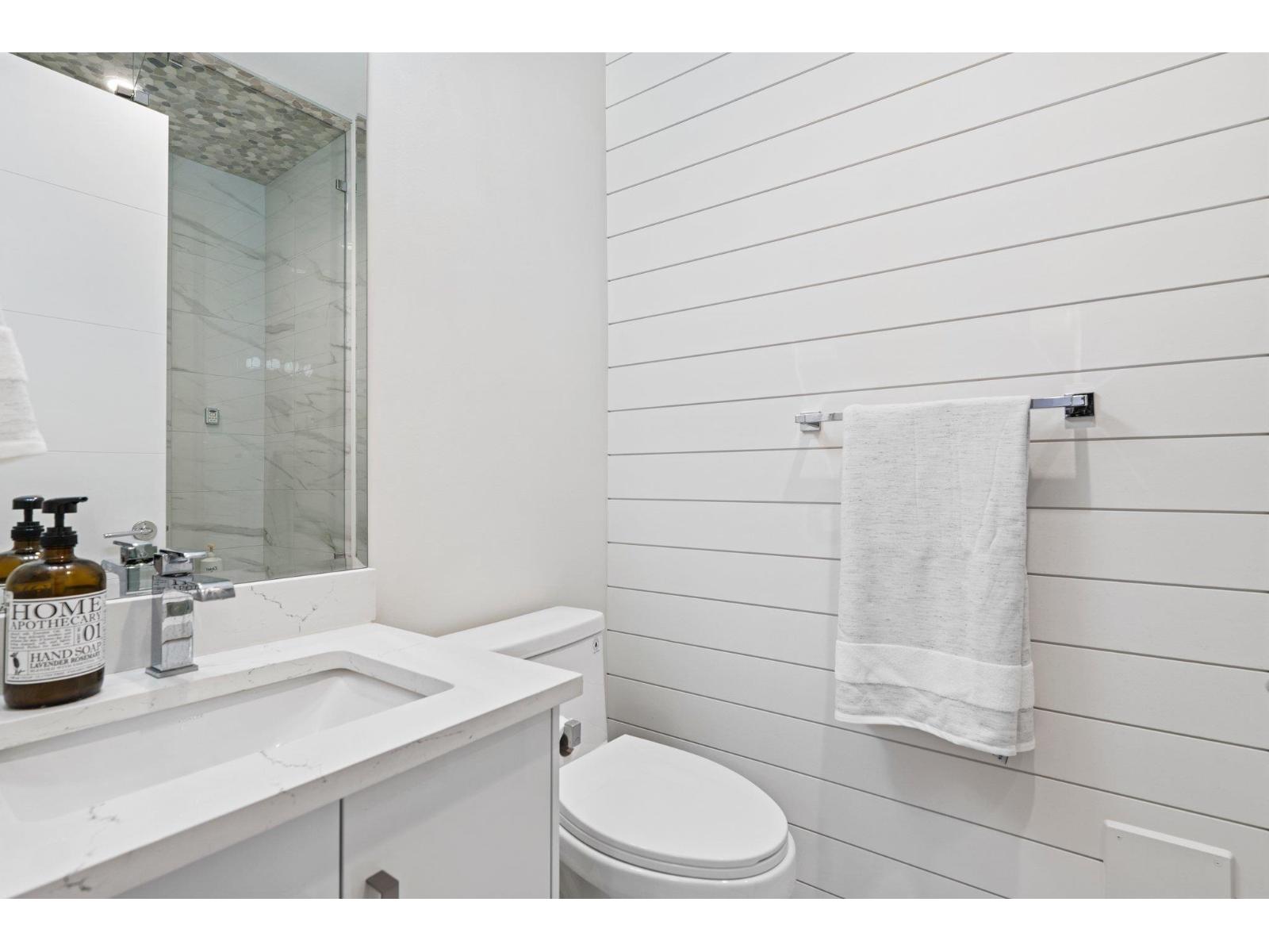 14857 BUENA VISTA, White Rock