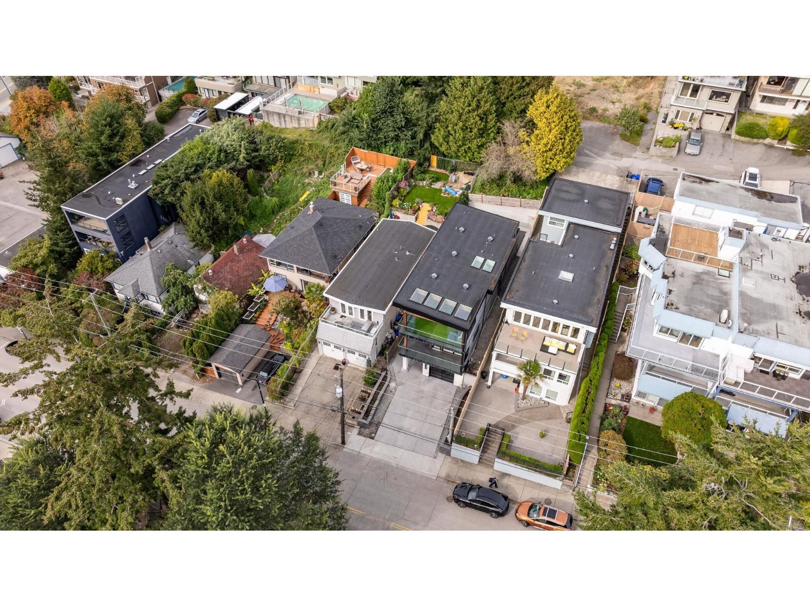 14857 BUENA VISTA, White Rock