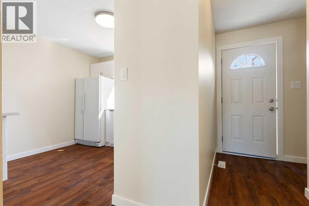 Single Family House for Sale in   Galbraith Drive SW Glamorgan Calgary 