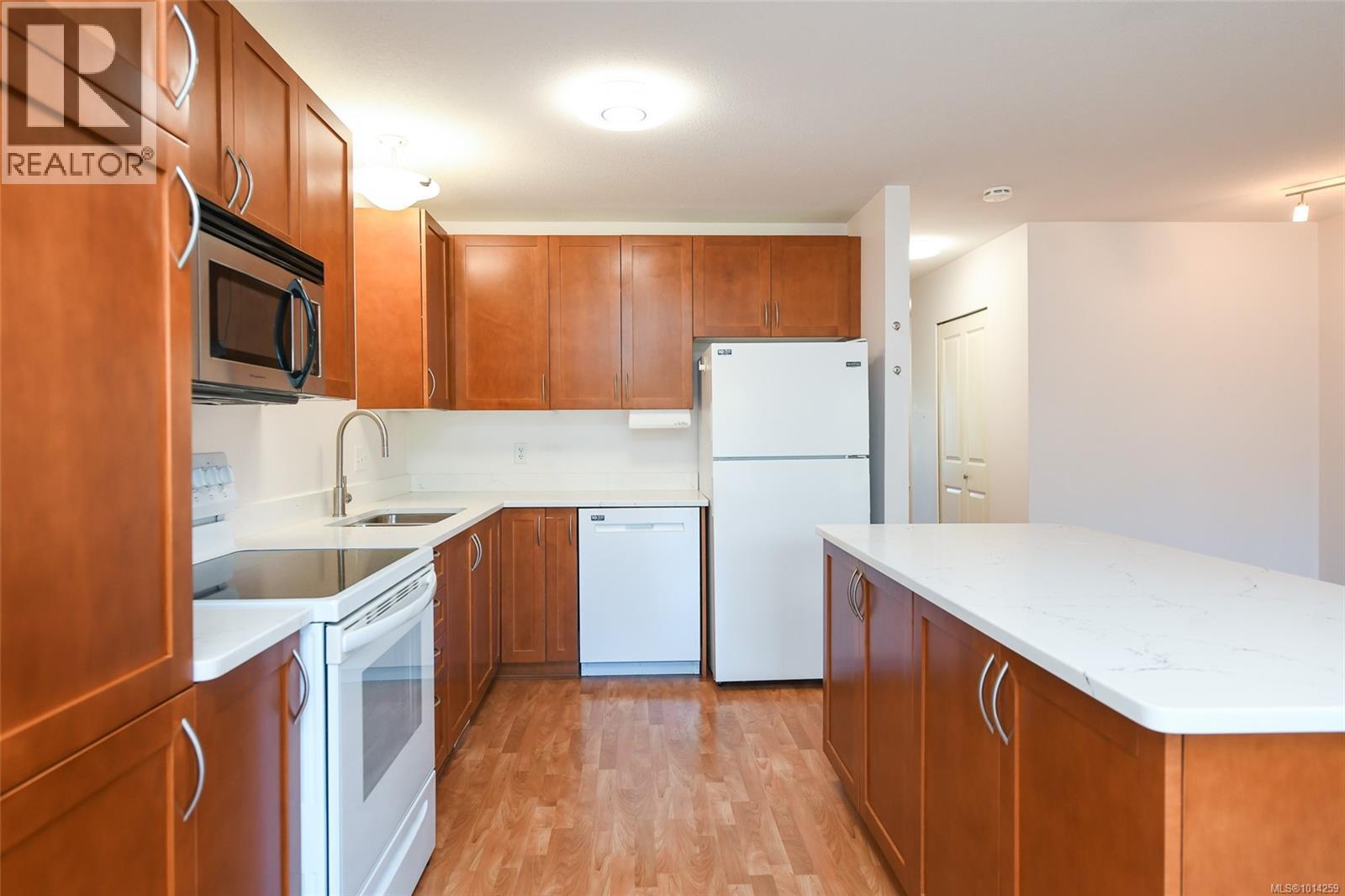 2 1050 8th St, Courtenay