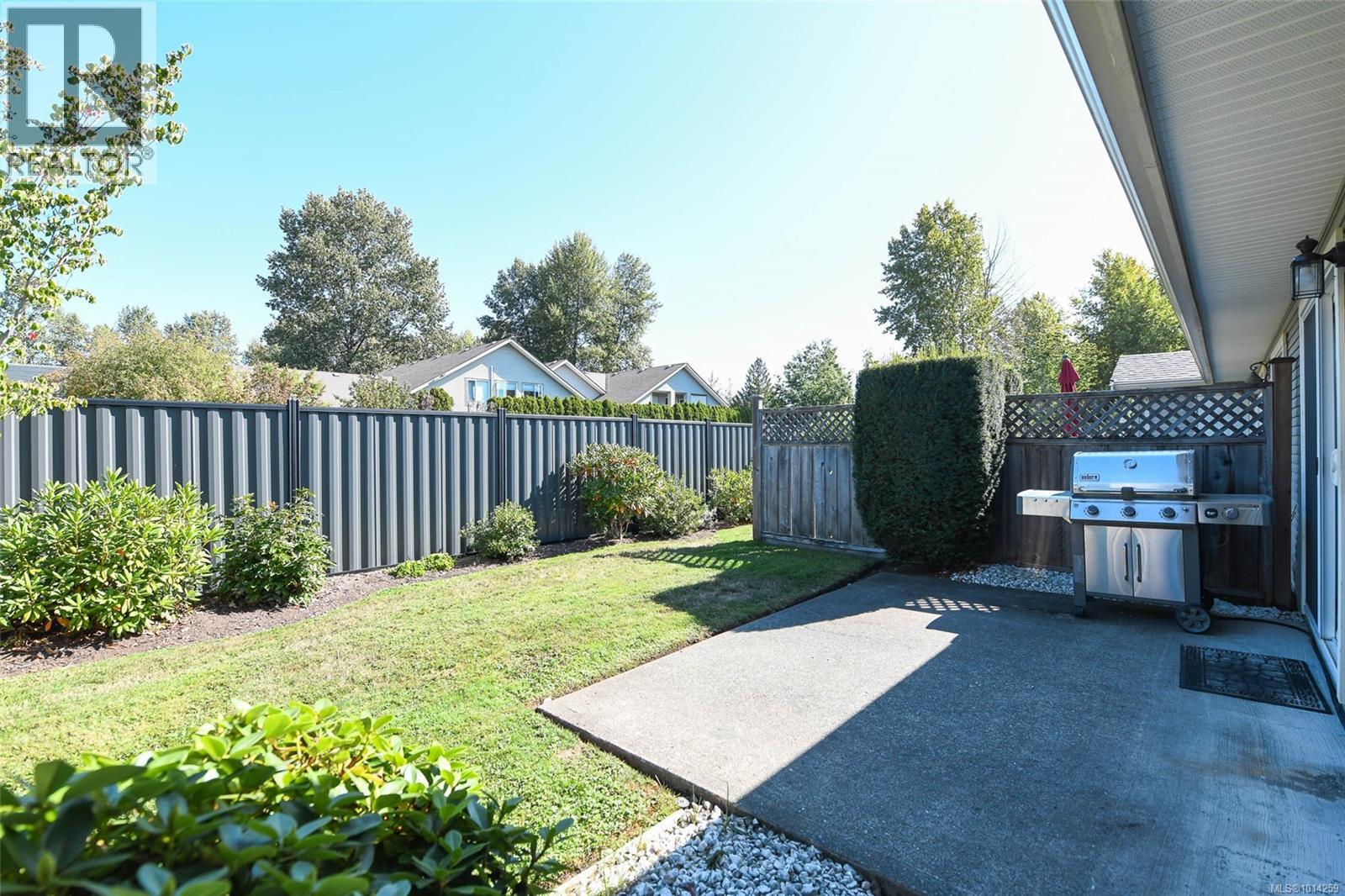 2 1050 8th St, Courtenay