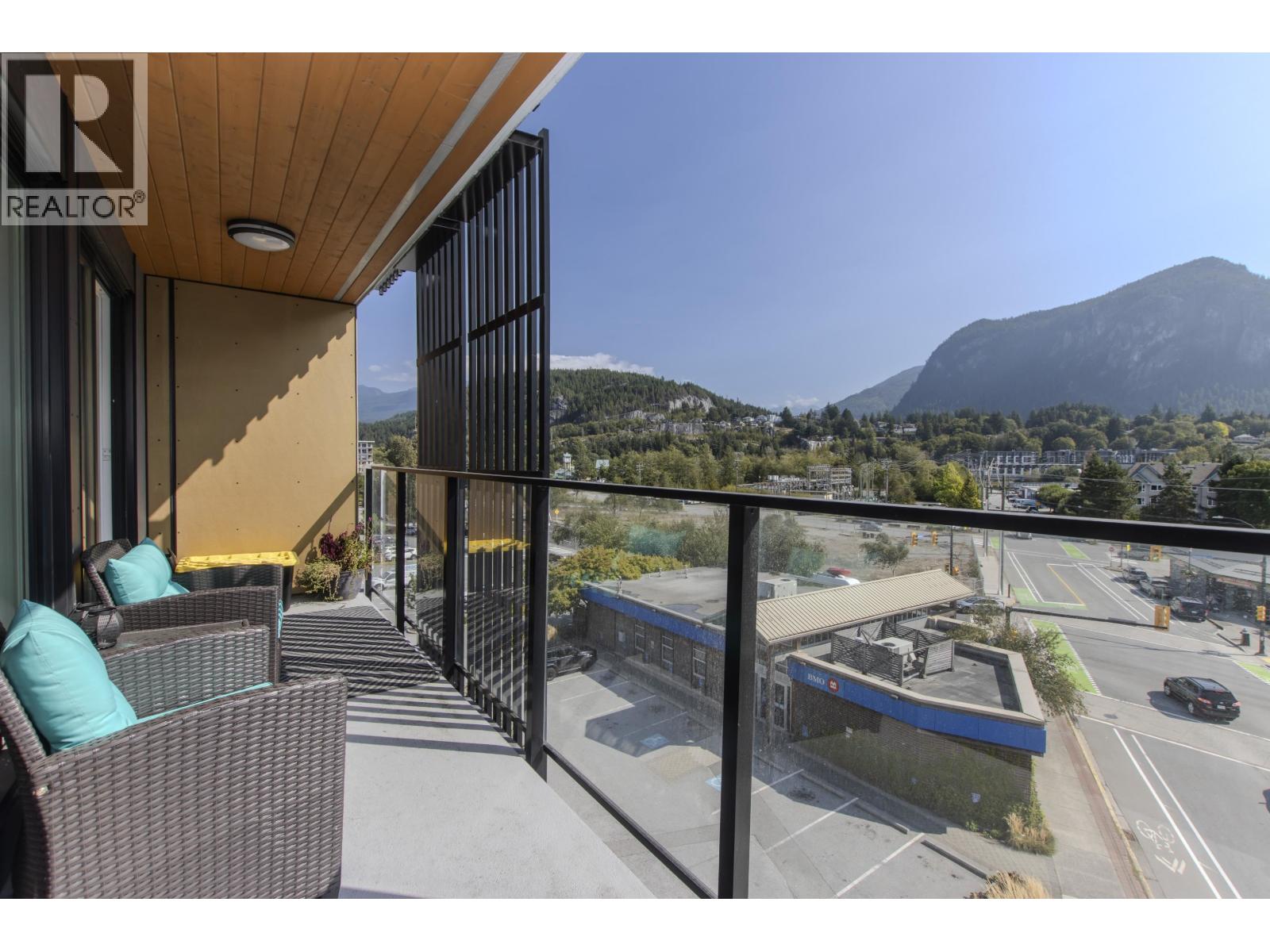 416 1365 PEMBERTON AVENUE, Squamish
