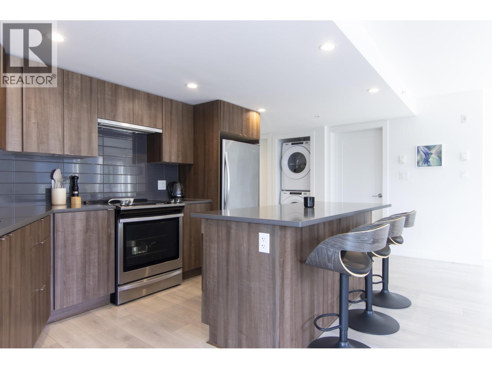 416 1365 PEMBERTON AVENUE, Squamish
