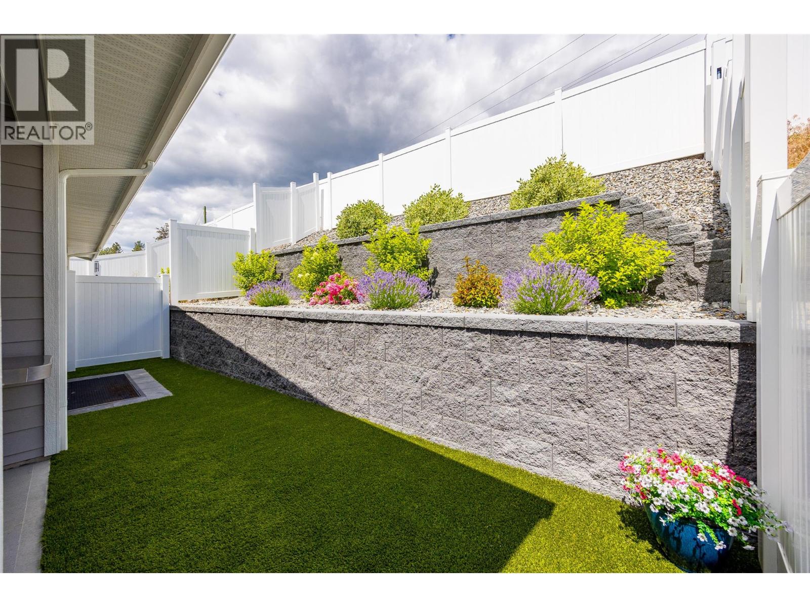  3329 Hawks Crescent, West Kelowna