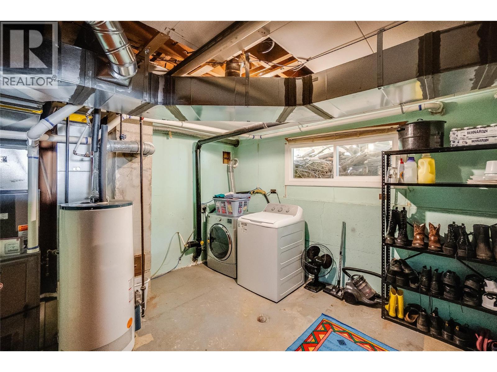 2912 5th Avenue, Castlegar