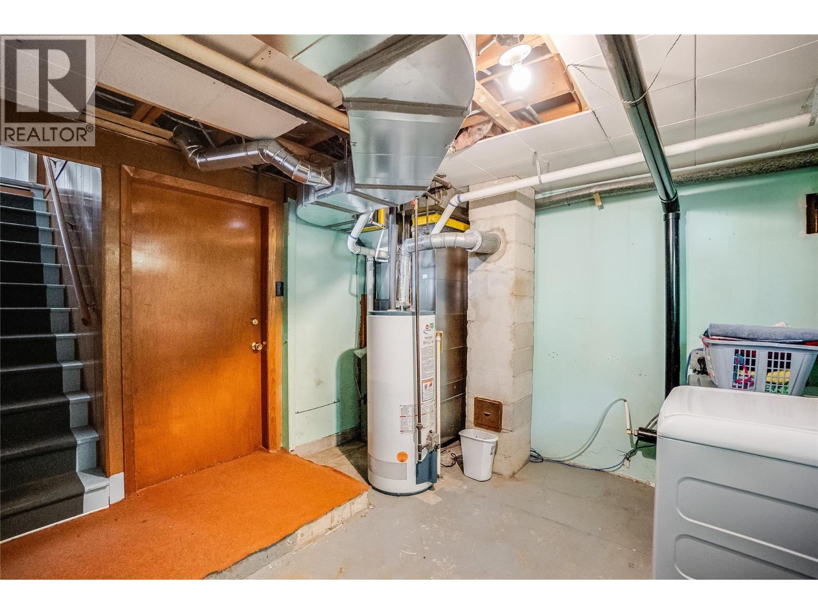 2912 5th Avenue, Castlegar
