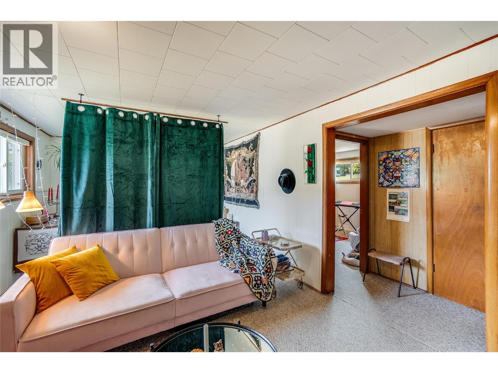 2912 5th Avenue, Castlegar