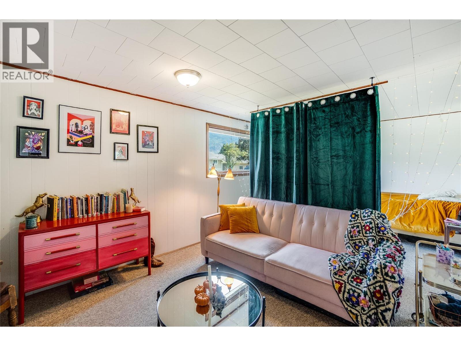 2912 5th Avenue, Castlegar