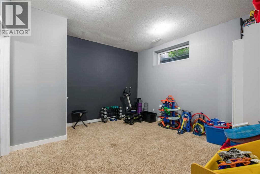 128 Honeysuckle Way, Fort McMurray