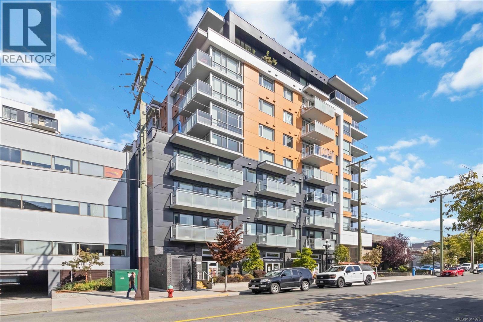 302 838 Broughton Street, Victoria