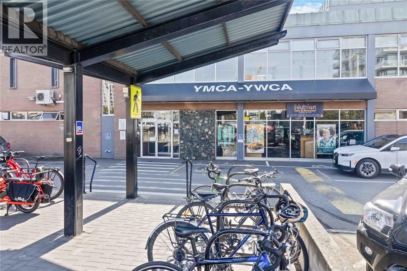 302 838 Broughton Street, Victoria