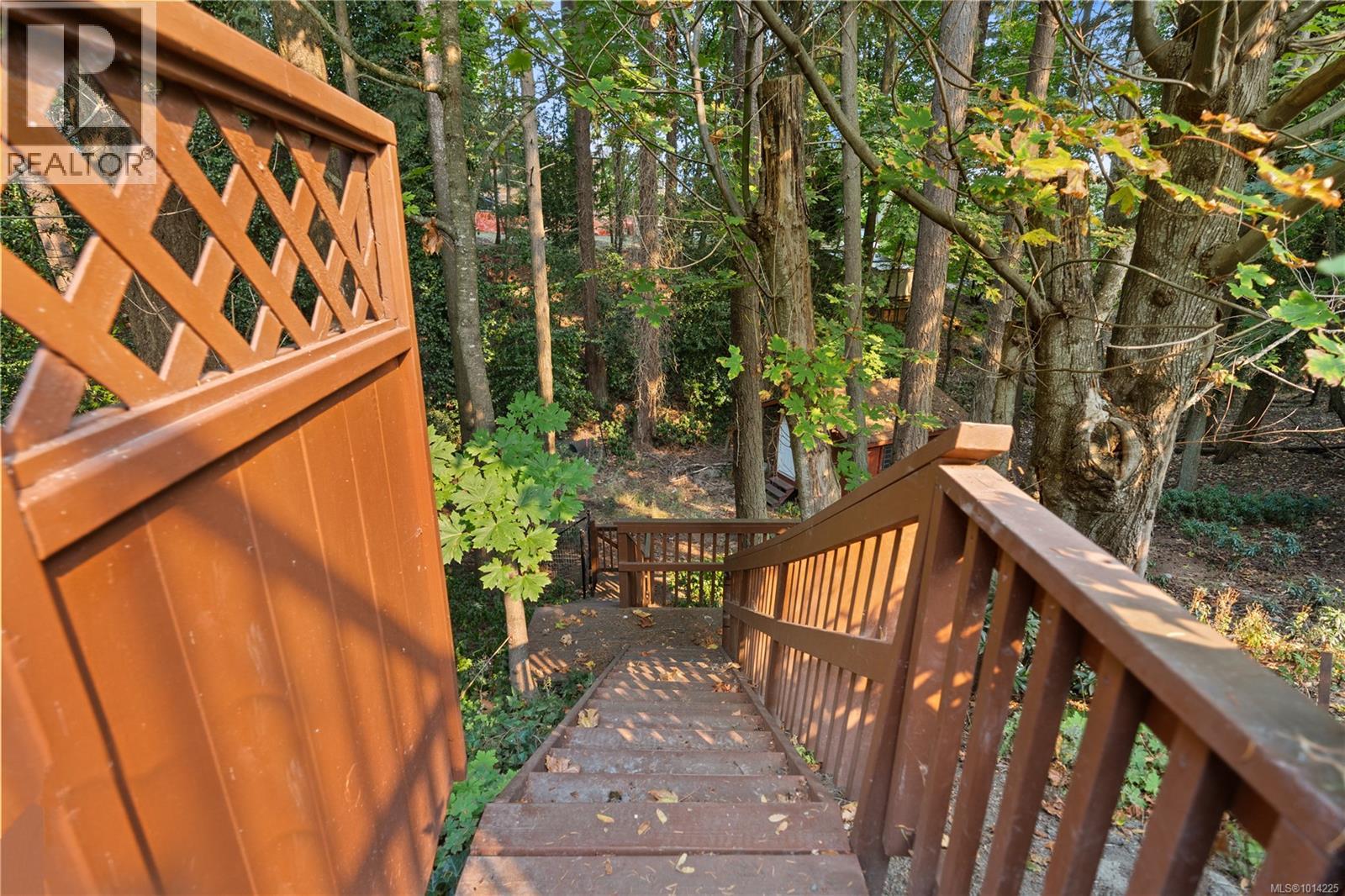 2108 Wenman Dr, Saanich