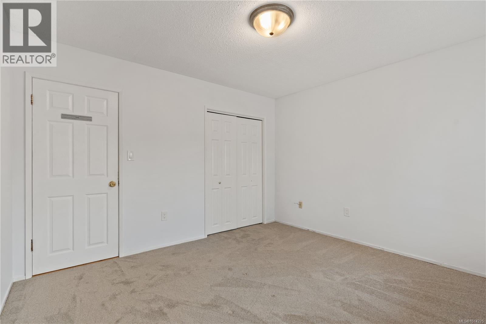 2108 Wenman Dr, Saanich