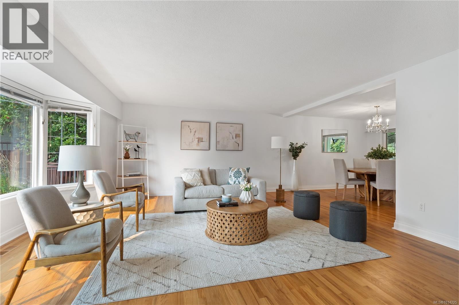 2108 Wenman Dr, Saanich