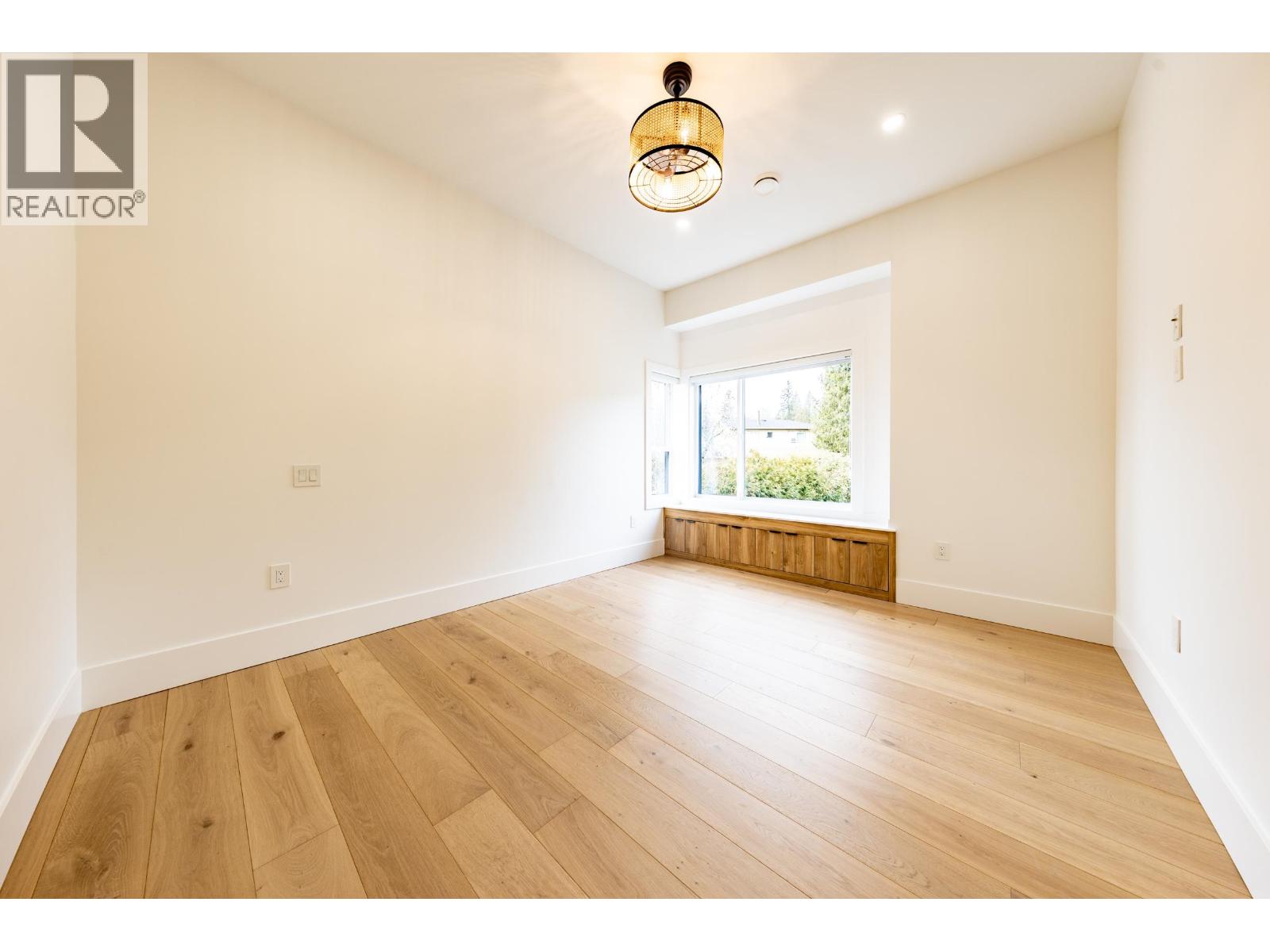 104 941 DANSEY AVENUE, Coquitlam