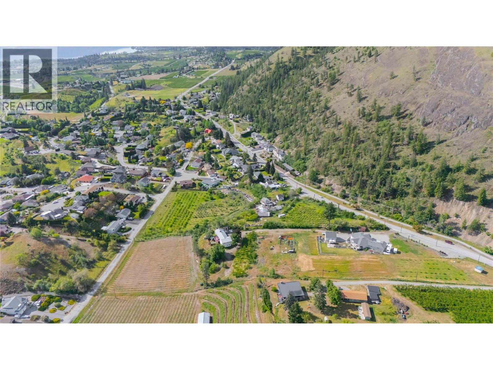  11415 Giants Head Road, Summerland