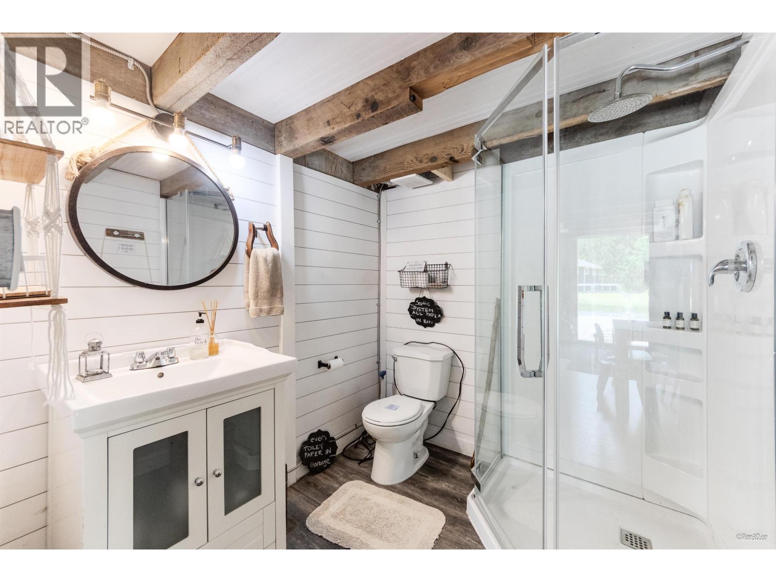 14848 SQUAMISH VALLEY ROAD, Squamish