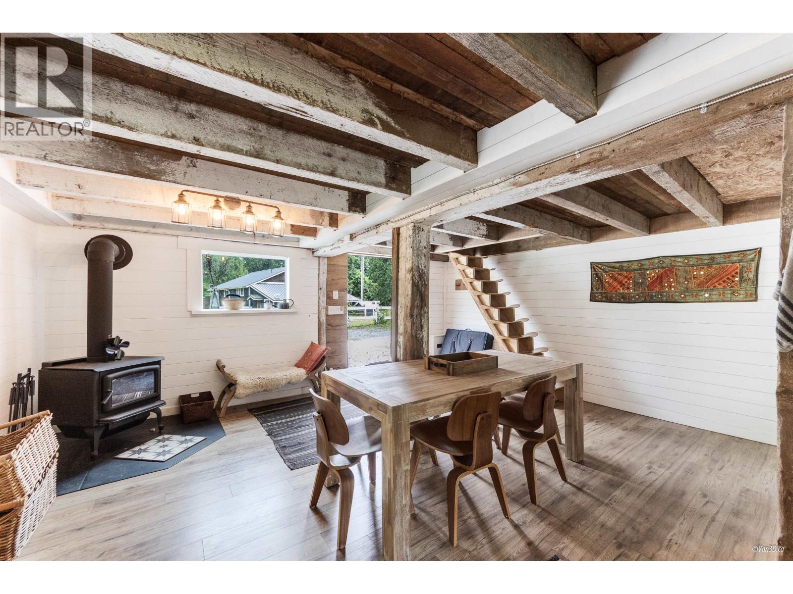 14848 SQUAMISH VALLEY ROAD, Squamish