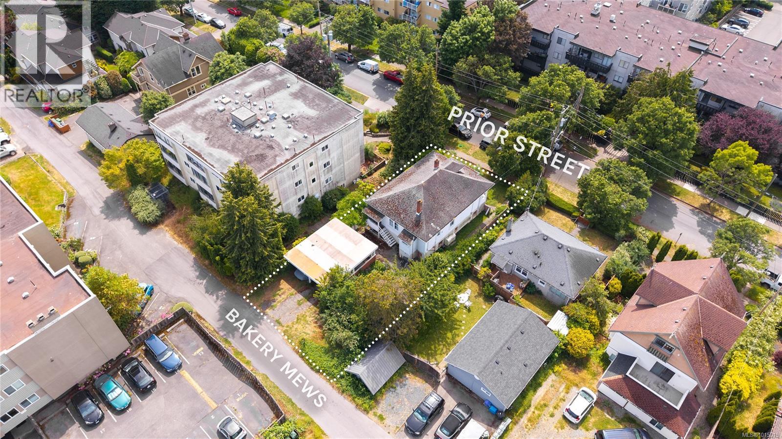  2639 Prior Street, Victoria