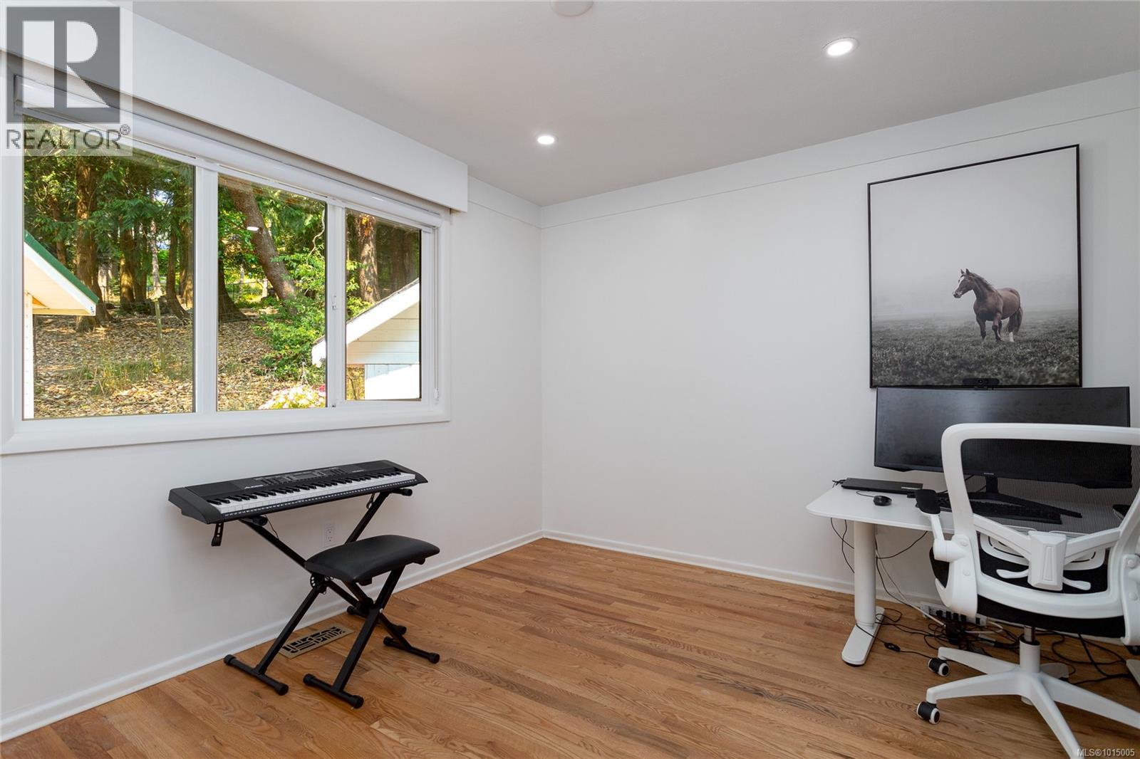 11255 Nitinat Rd, North Saanich