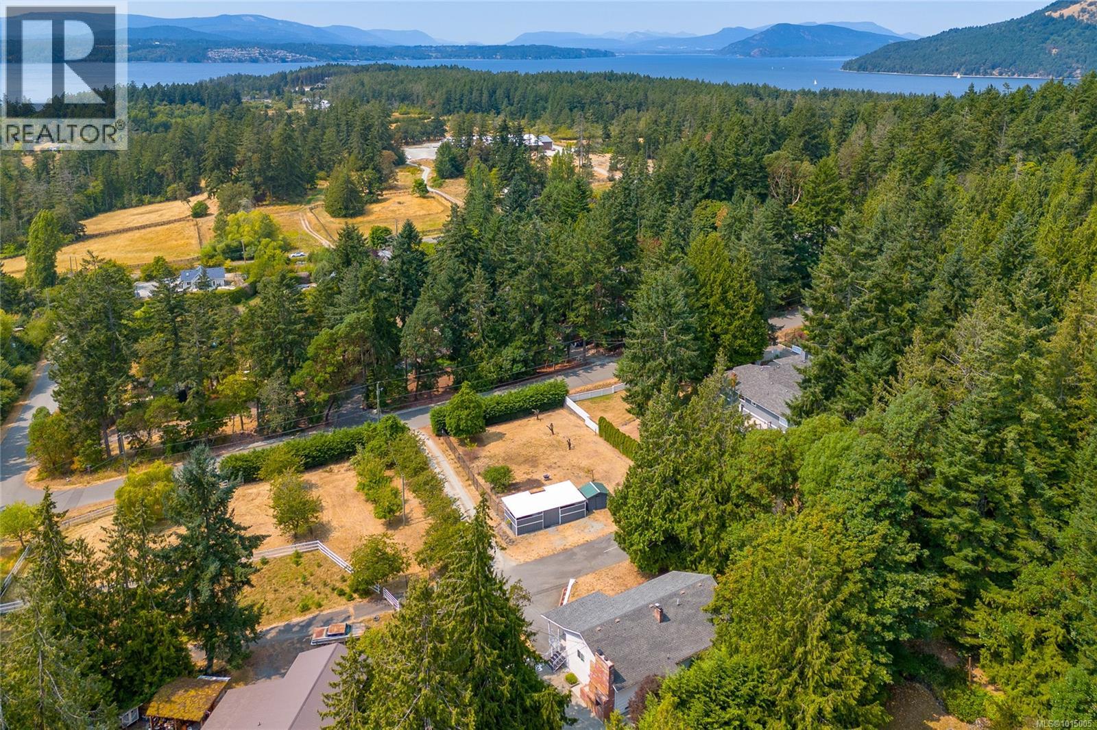 11255 Nitinat Rd, North Saanich