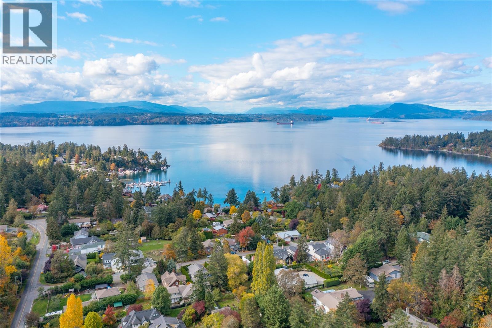 11255 Nitinat Rd, North Saanich
