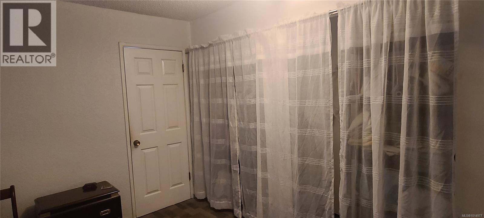 2262 GRAFTON AVE - 34