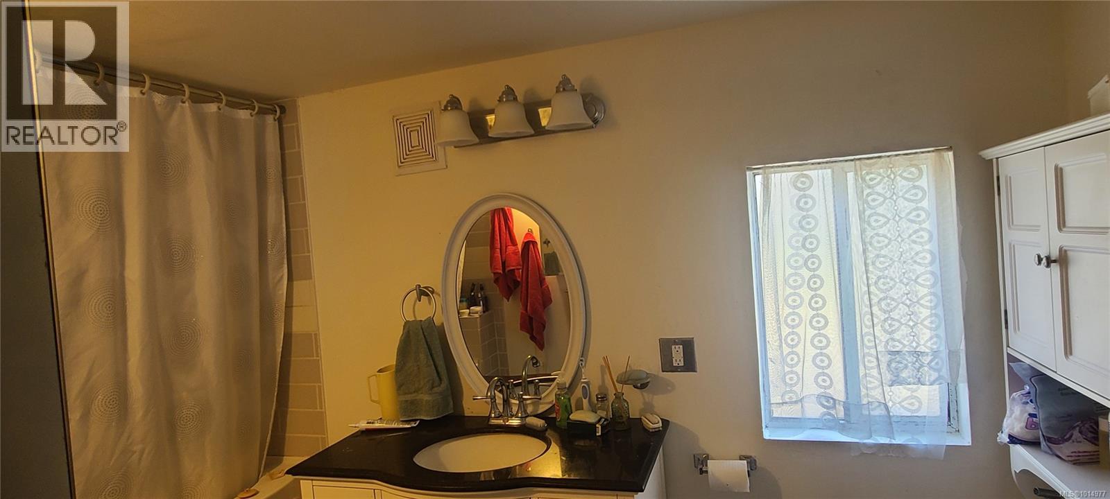 2262 GRAFTON AVE - 35