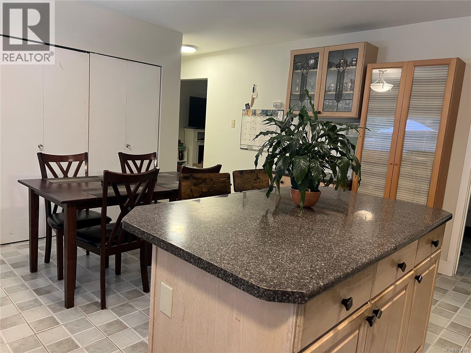 2262 GRAFTON AVE - 28