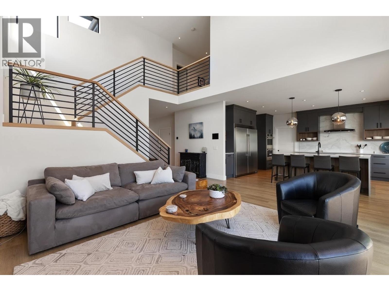  254 Summer Wood Drive, Kelowna