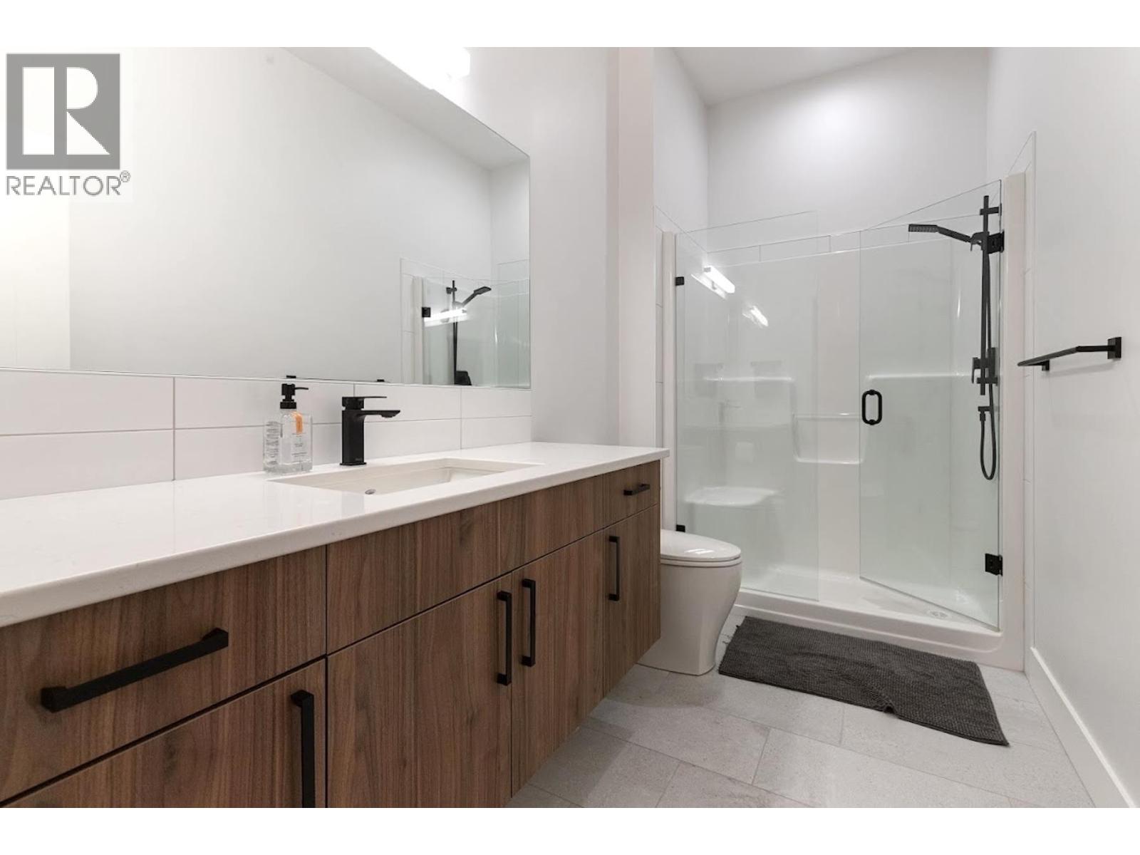  254 Summer Wood Drive, Kelowna