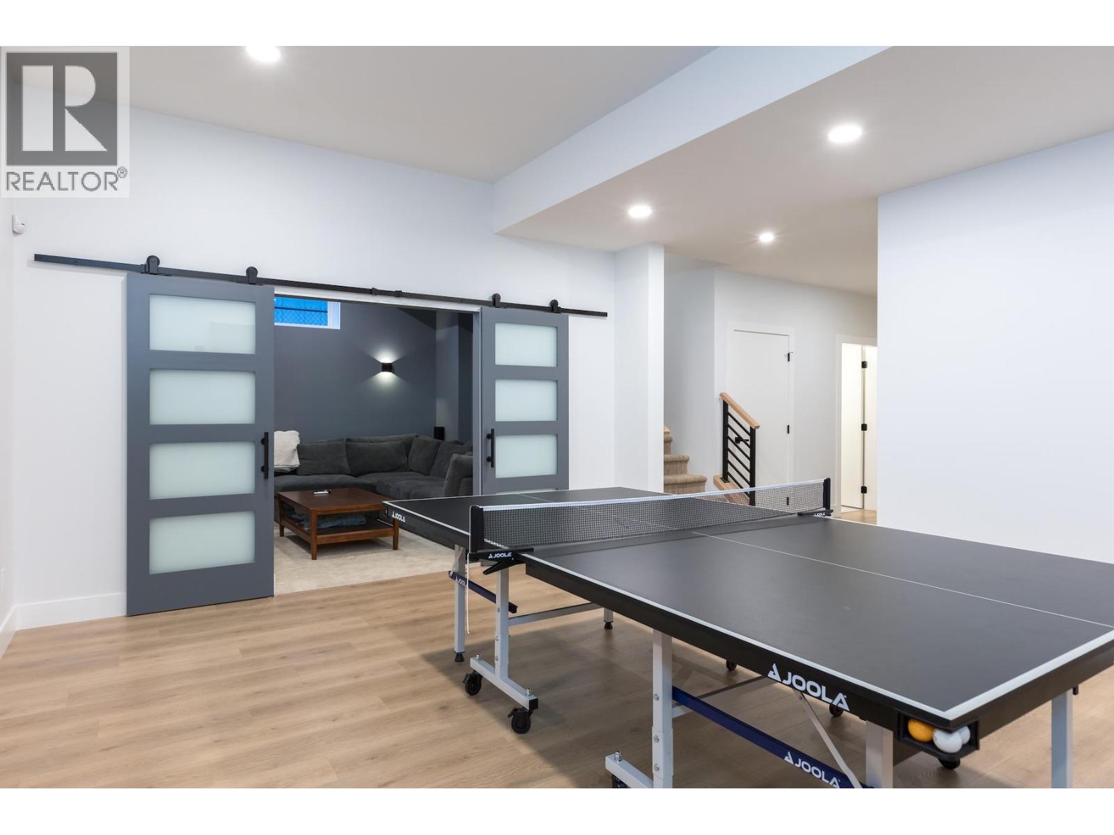  254 Summer Wood Drive, Kelowna