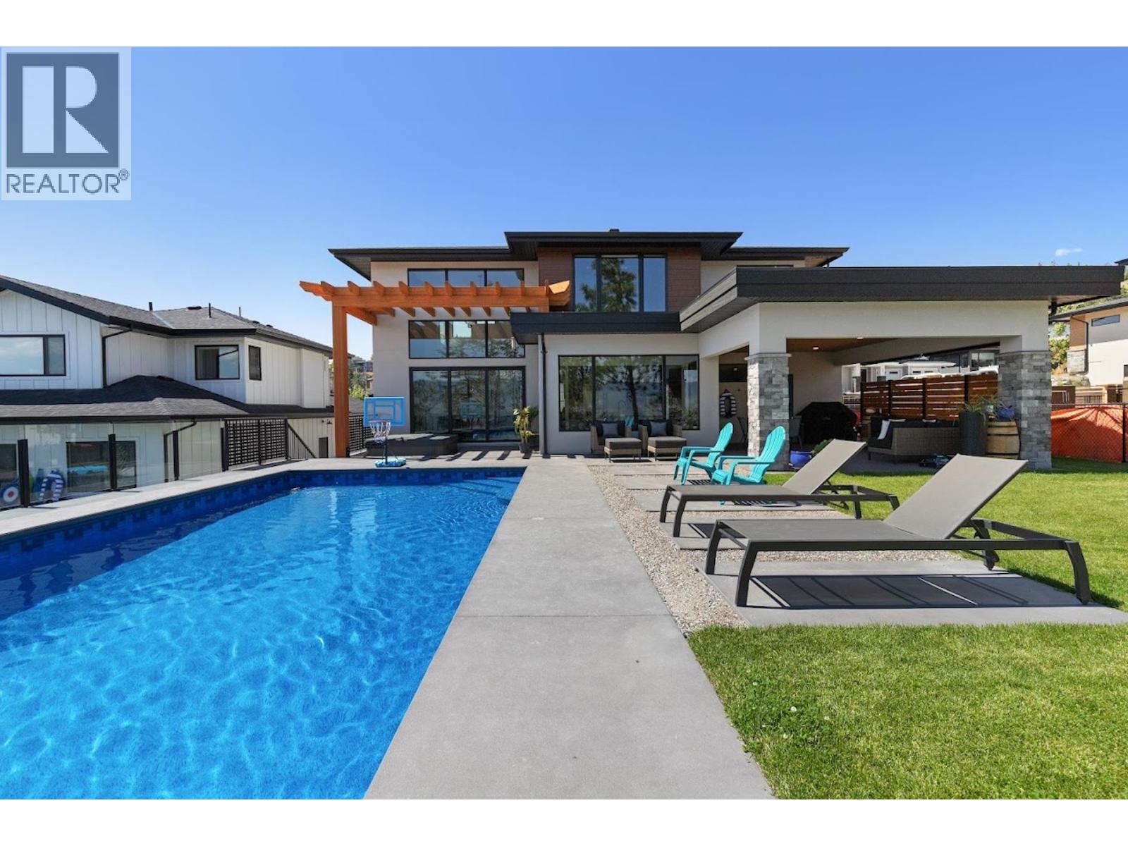  254 Summer Wood Drive, Kelowna