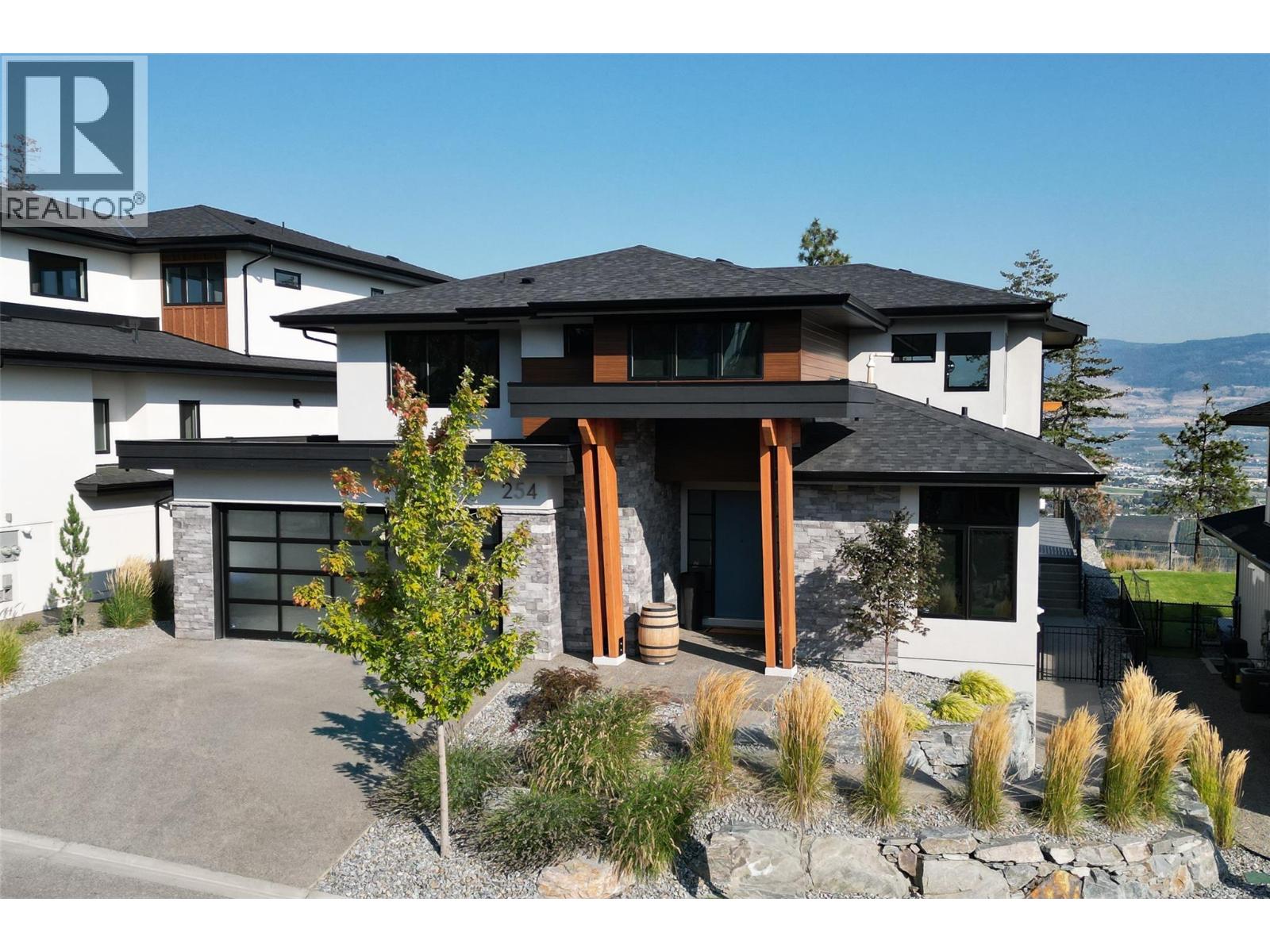  254 Summer Wood Drive, Kelowna