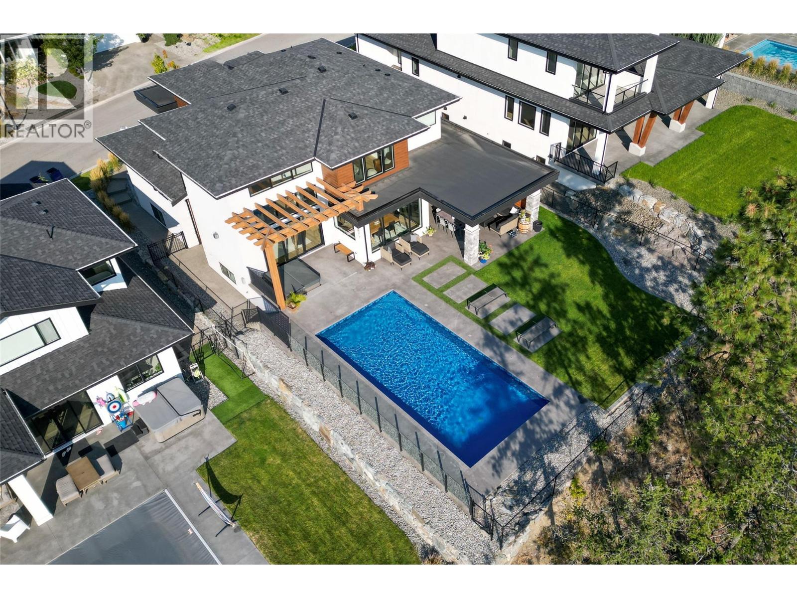  254 Summer Wood Drive, Kelowna