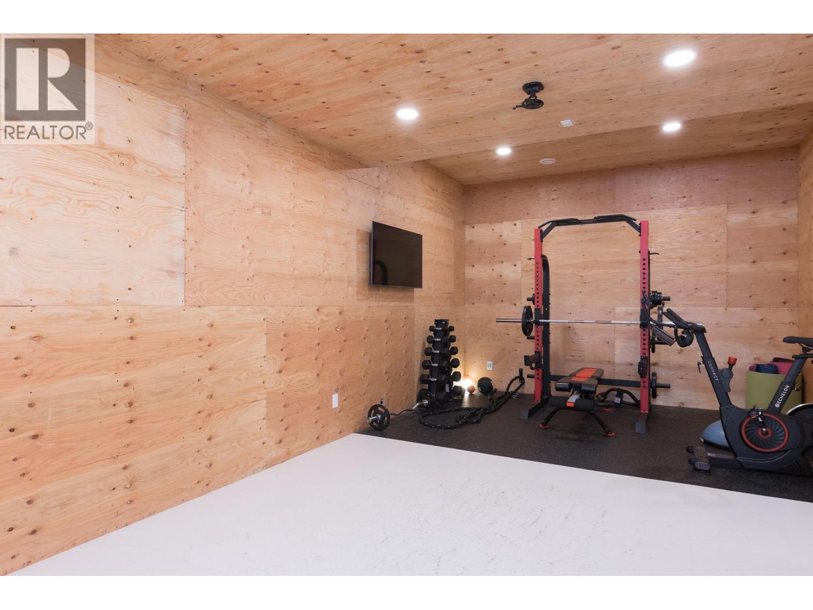 254 Summer Wood Drive, Kelowna