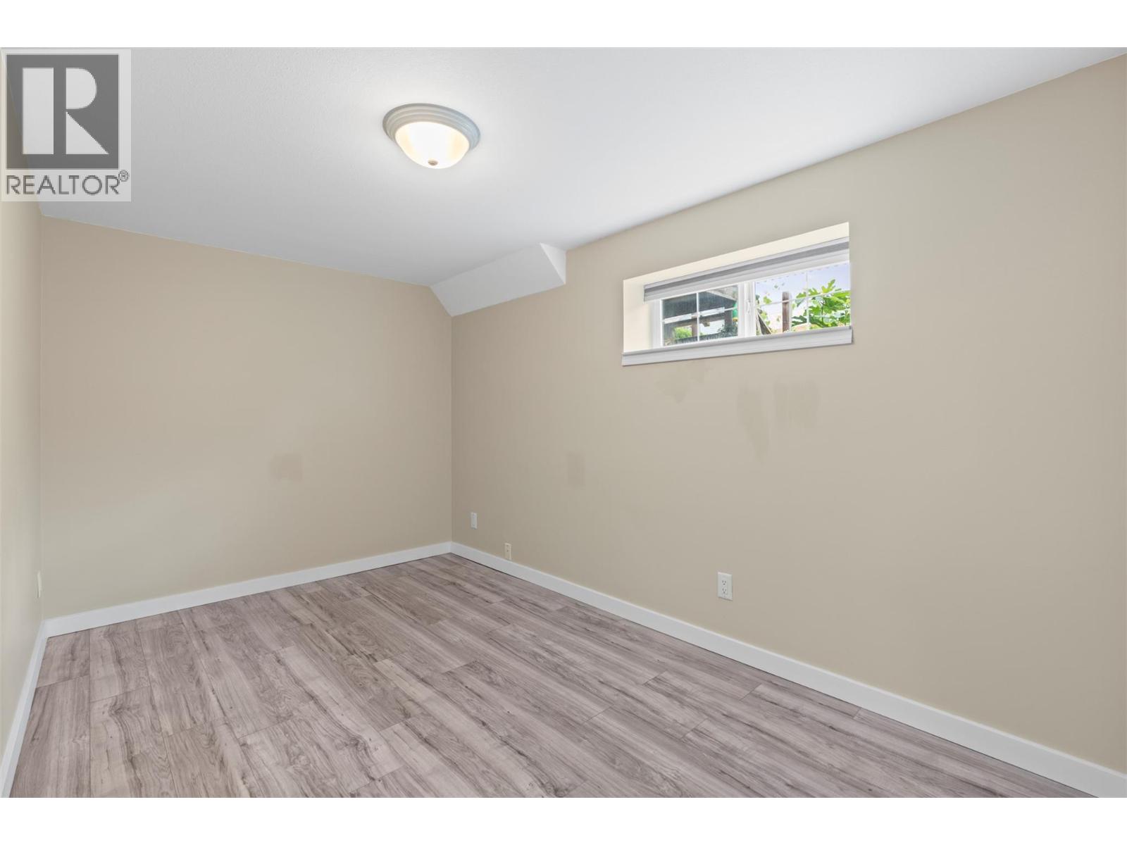 2039 Game Court, Armstrong