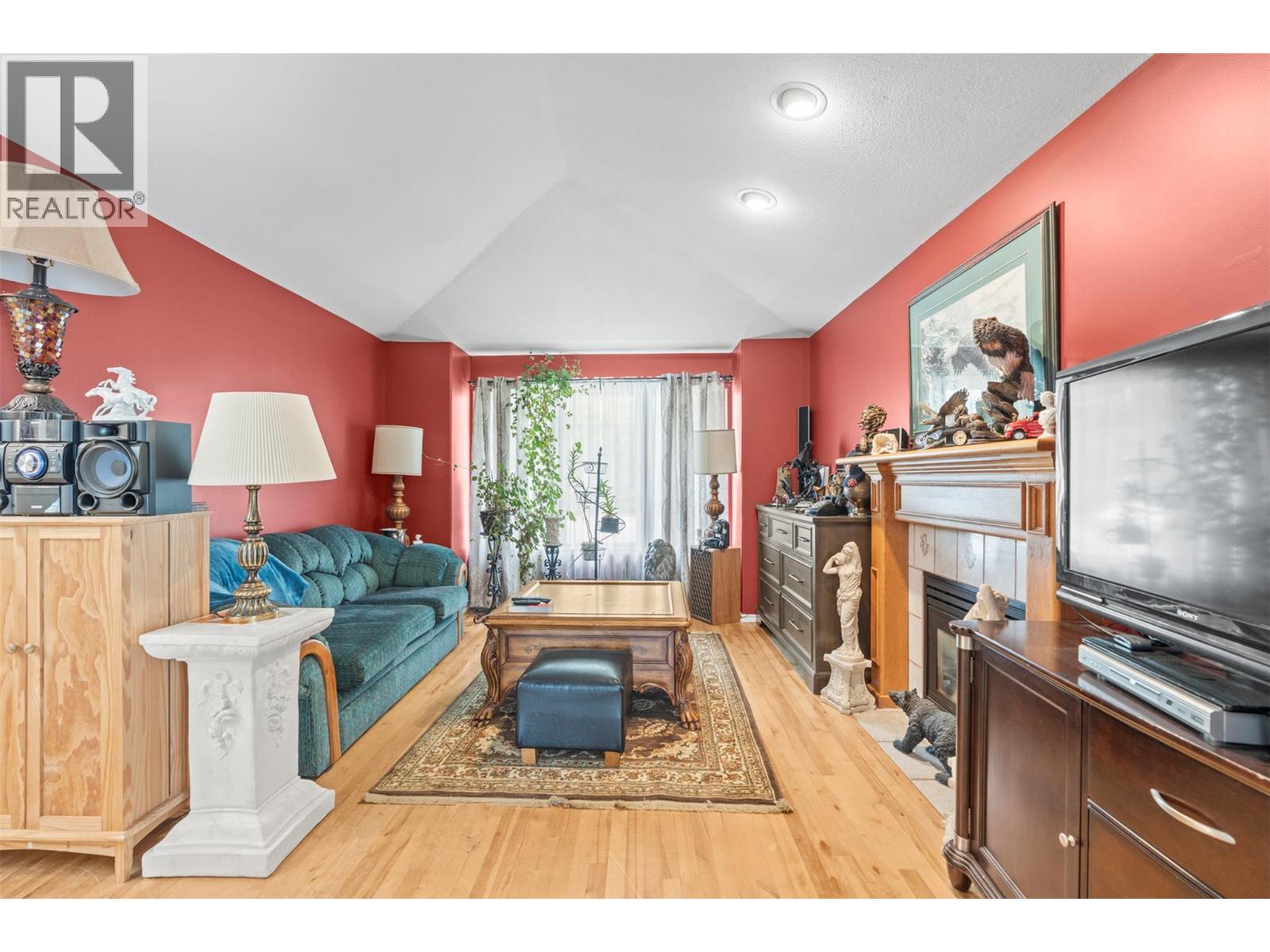 2039 Game Court, Armstrong