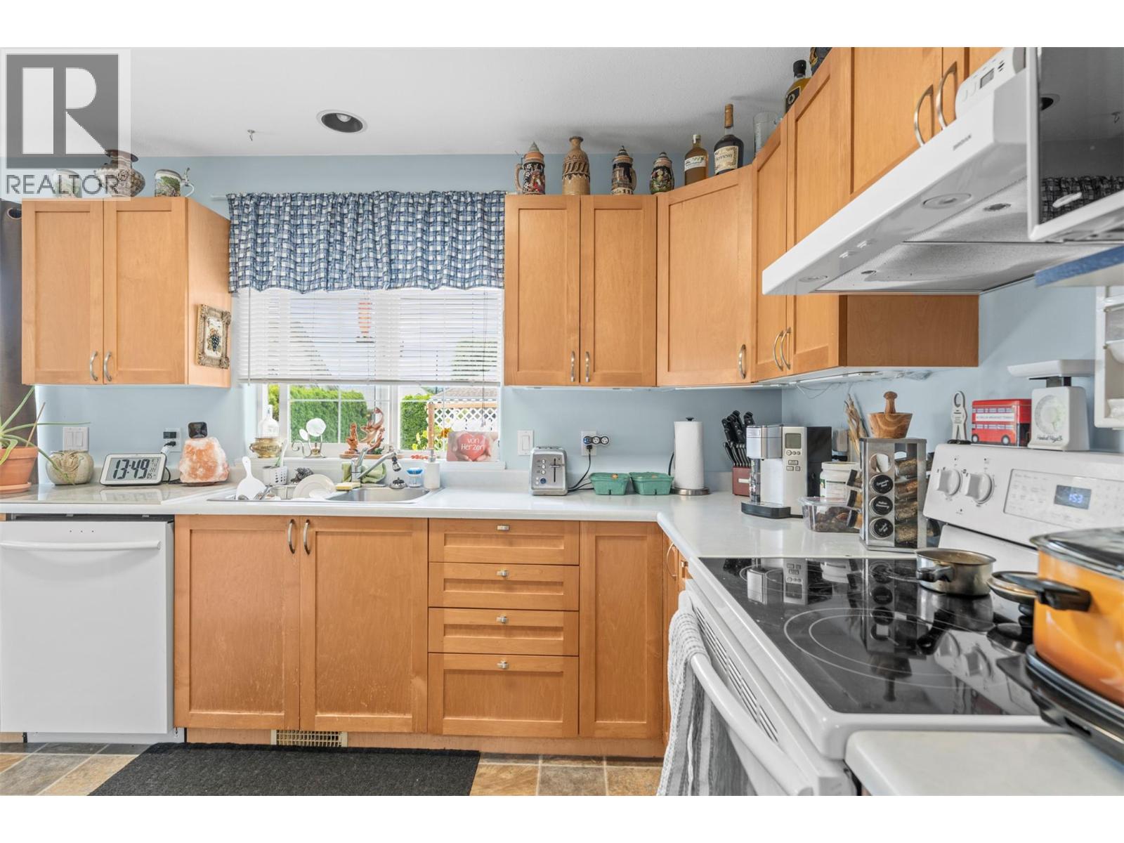 2039 Game Court, Armstrong