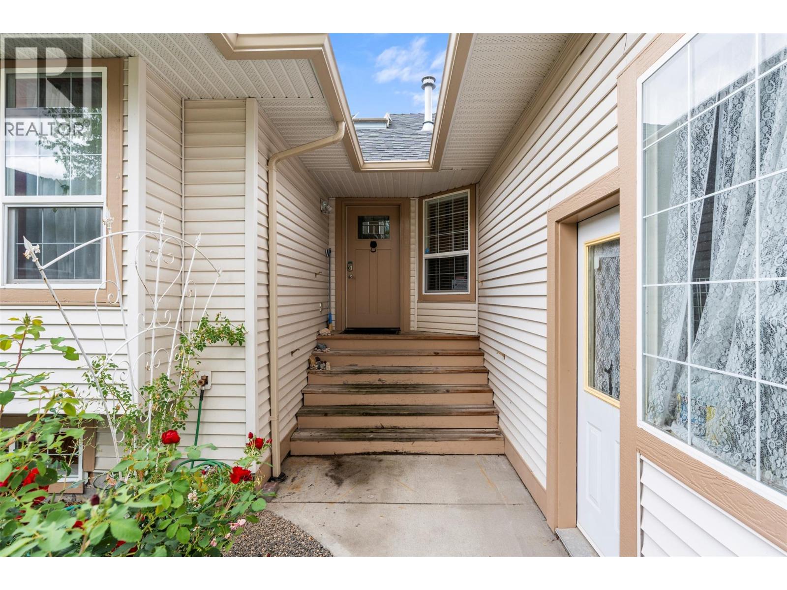 2039 Game Court, Armstrong